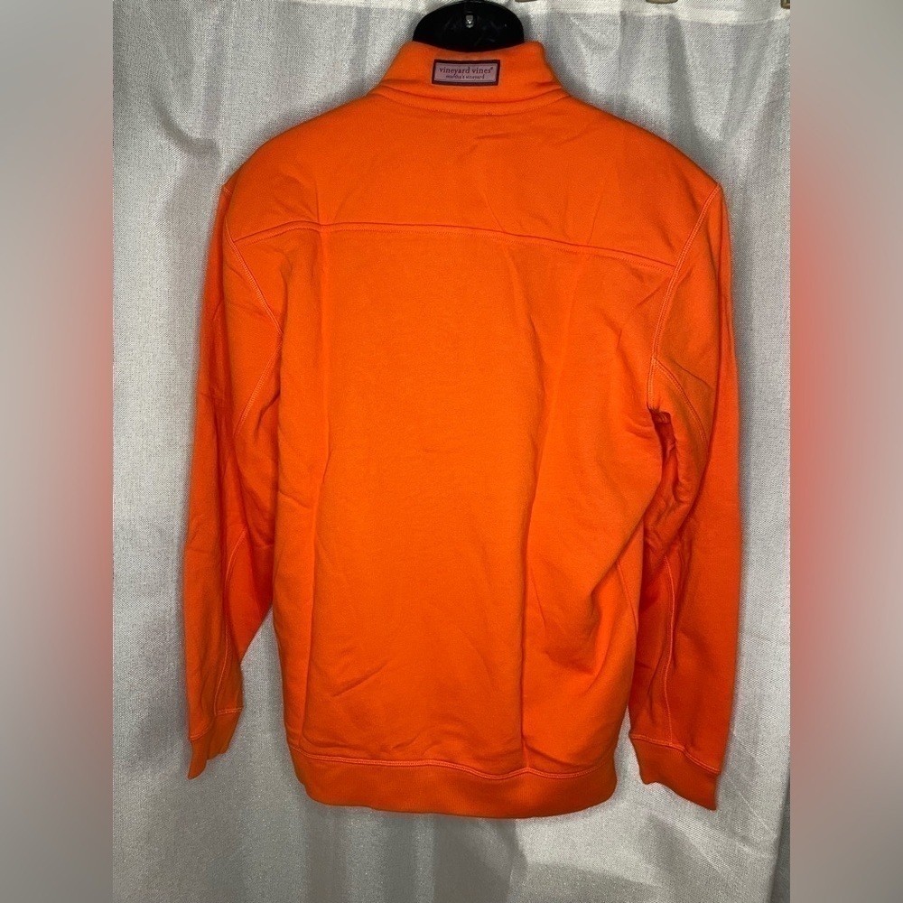 NWT Vineyard Vines Shep Shirt Men's Medium 1/4 Zip Pullover Sweatshirt Orange   - Picture 2 of 11